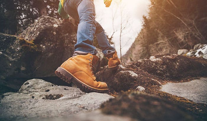 advantages of hiking in jeans