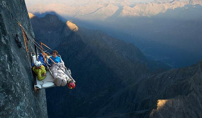 how to sleep while rock climbing